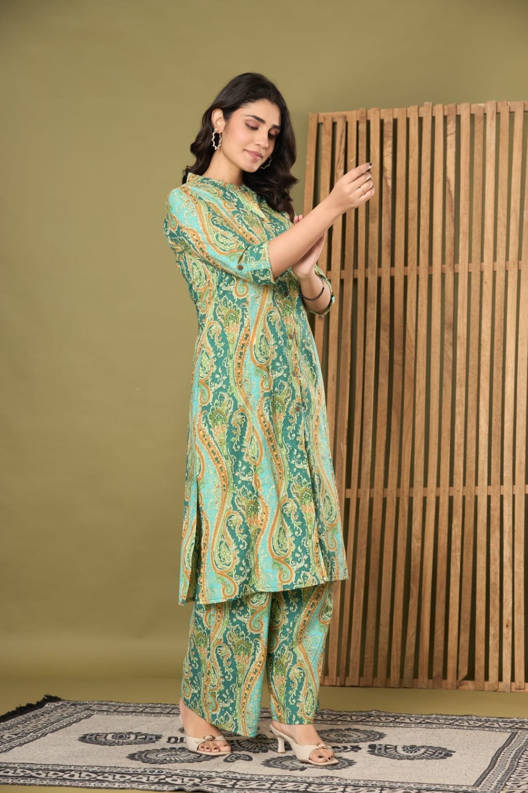 Paisley Printed Cotton Long Tunic Co-Ord Set with Side Pockets | The Kurti Shop view 5