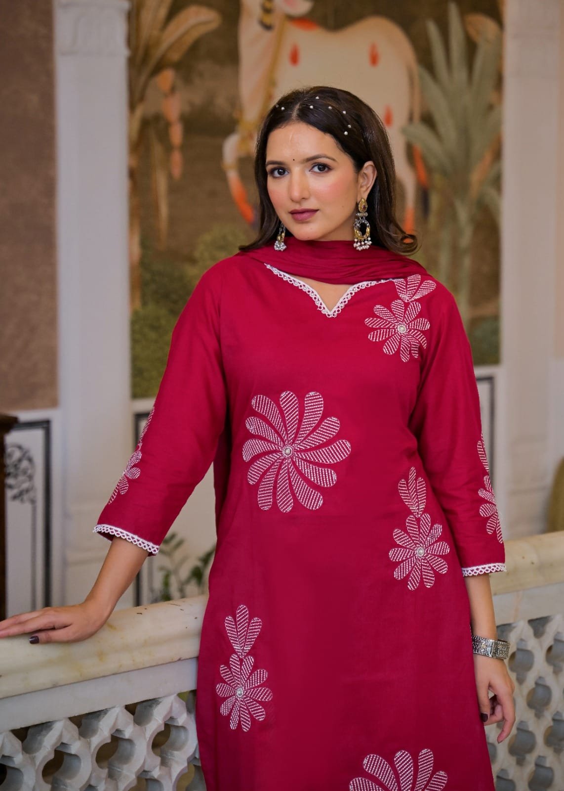 Women’s Orange Pink Floral Embroidered Kurta Pant Dupatta Set view 5