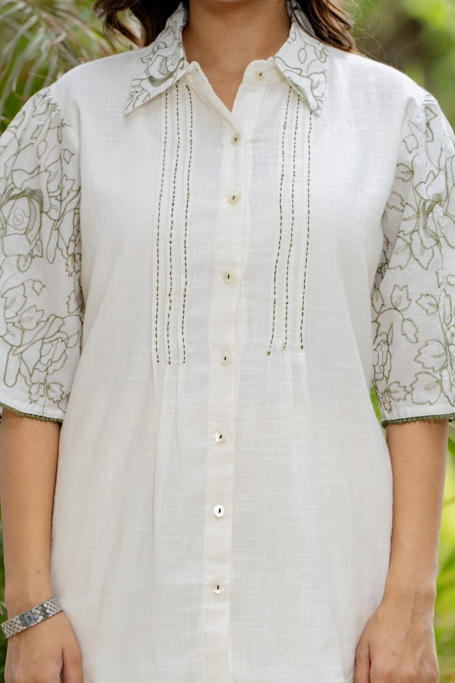 Women’s White Floral Printed Kurta Pant Set view 5
